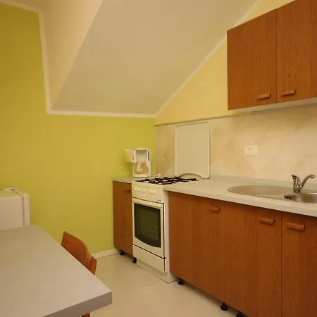 Apartman By The Sea - 7029 Umag