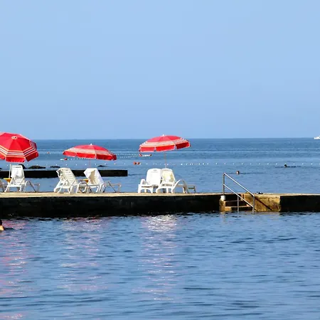 By The Sea - 7029 Apartman *